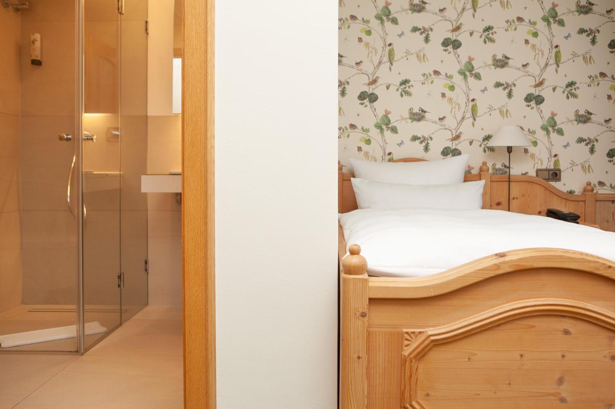 Hotel Elfbuchen Kassel Luaran gambar
