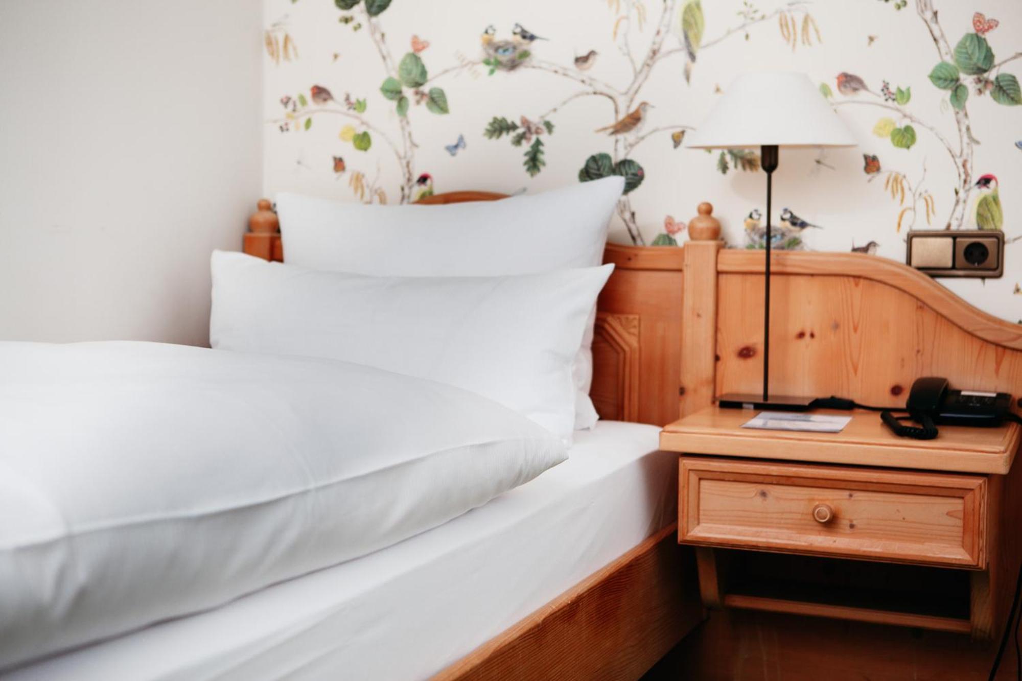 Hotel Elfbuchen Kassel Luaran gambar